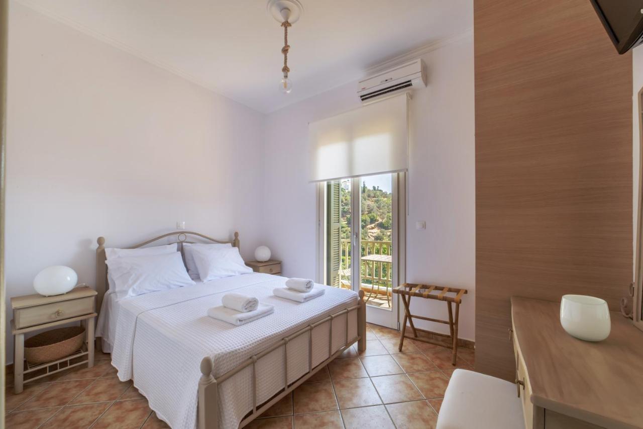 Nysa Residence Menites Екстер'єр фото