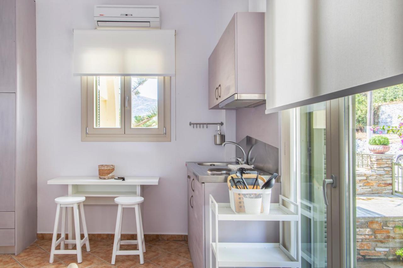 Nysa Residence Menites Екстер'єр фото