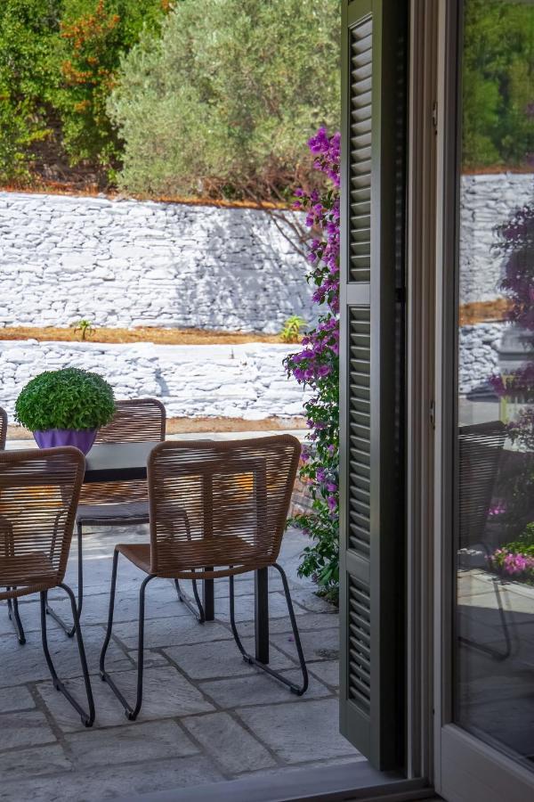 Nysa Residence Menites Екстер'єр фото