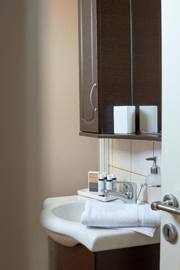 Nysa Residence Menites Екстер'єр фото